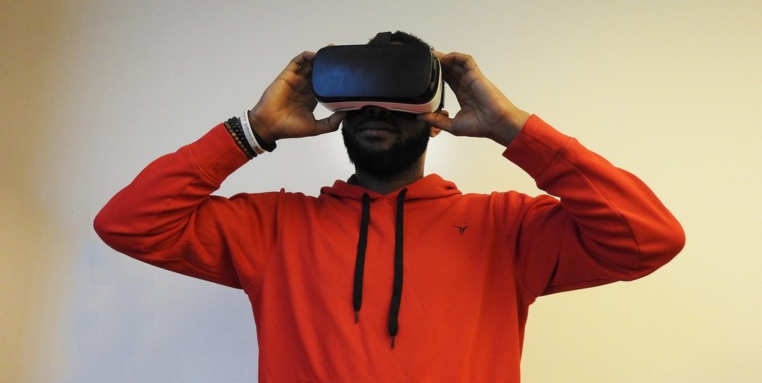 Virtual reality vs real investment